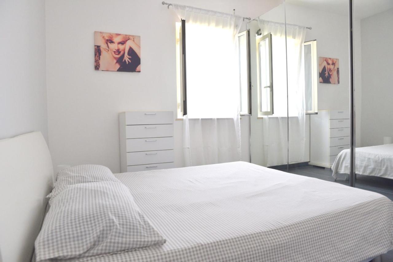 Apartamento Perla Marina Porto Empedocle Exterior foto